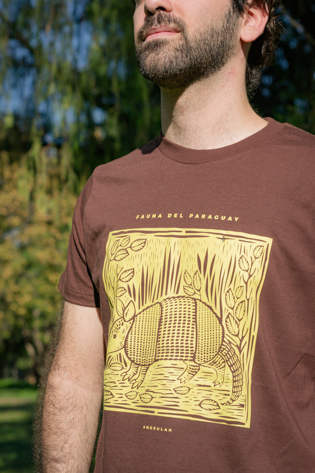 Remera Guara Marrón Armadillo Masculina 