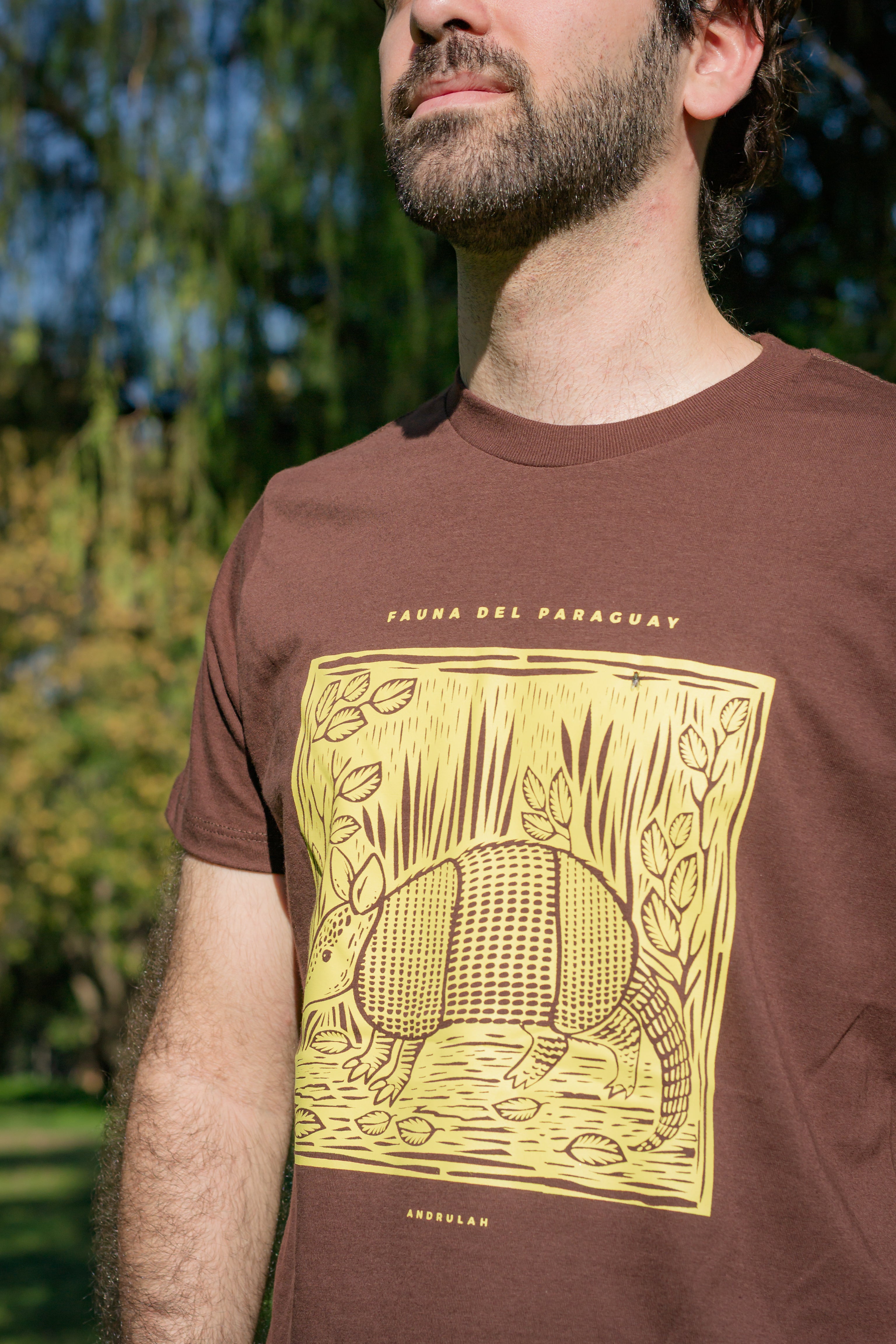 Remera Guara Marrón Armadillo Masculina 