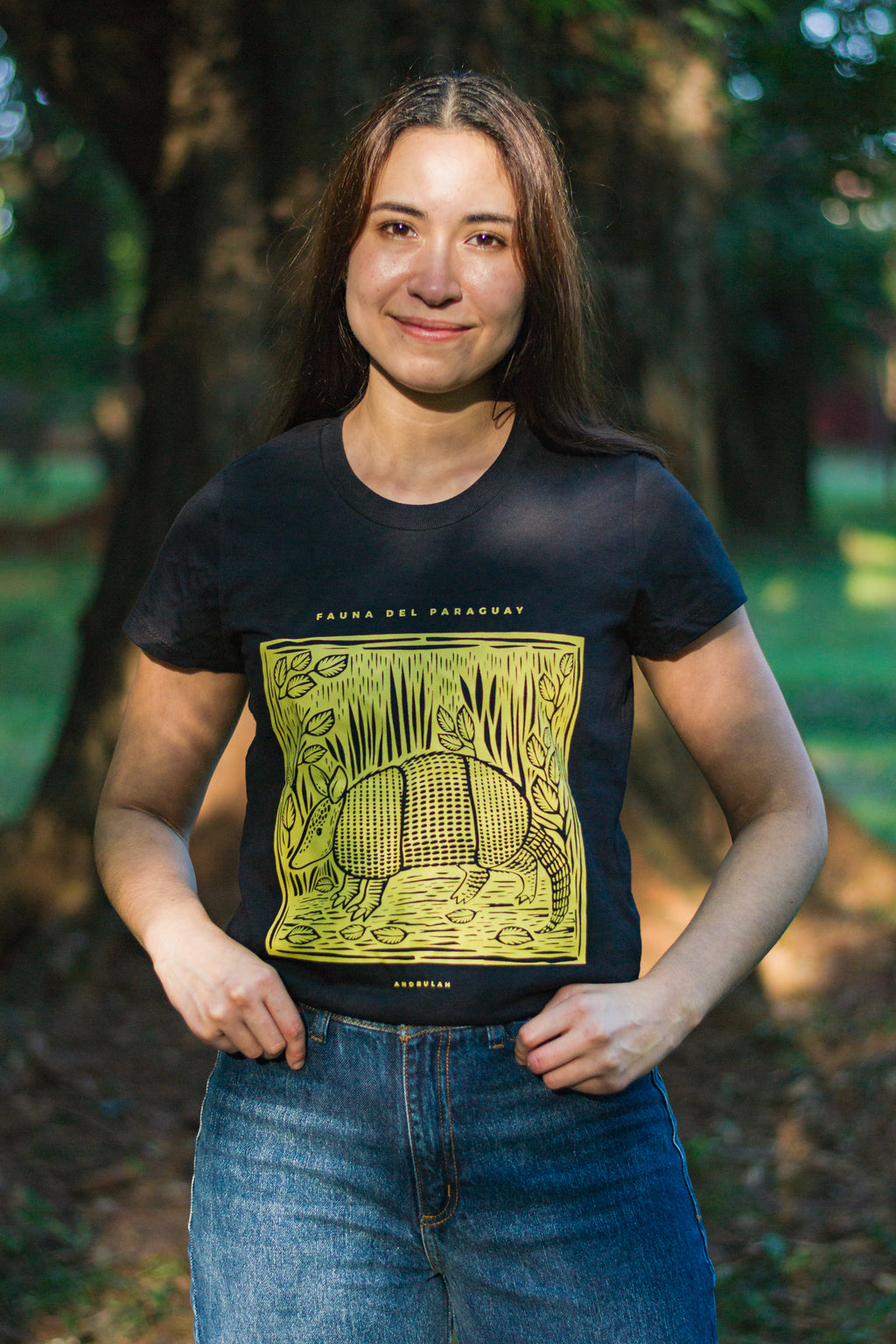 Remera Guara Negra Armadillo Femenina