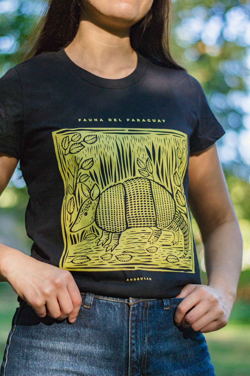 Remera Guara Negra Armadillo Femenina 2